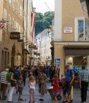 Salzburg - Getreidegasse.JPG